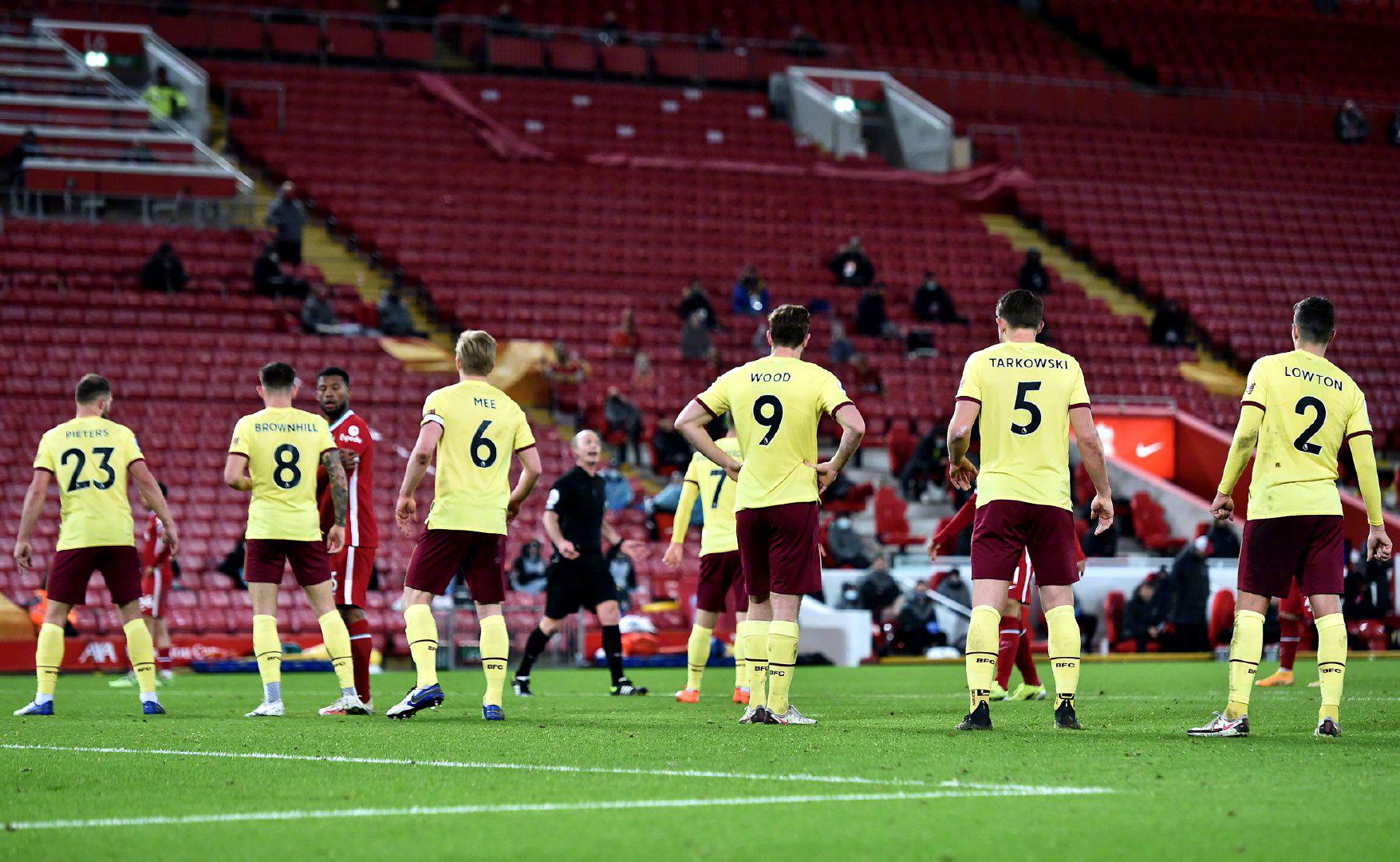 並肩作戰 並肩作戰